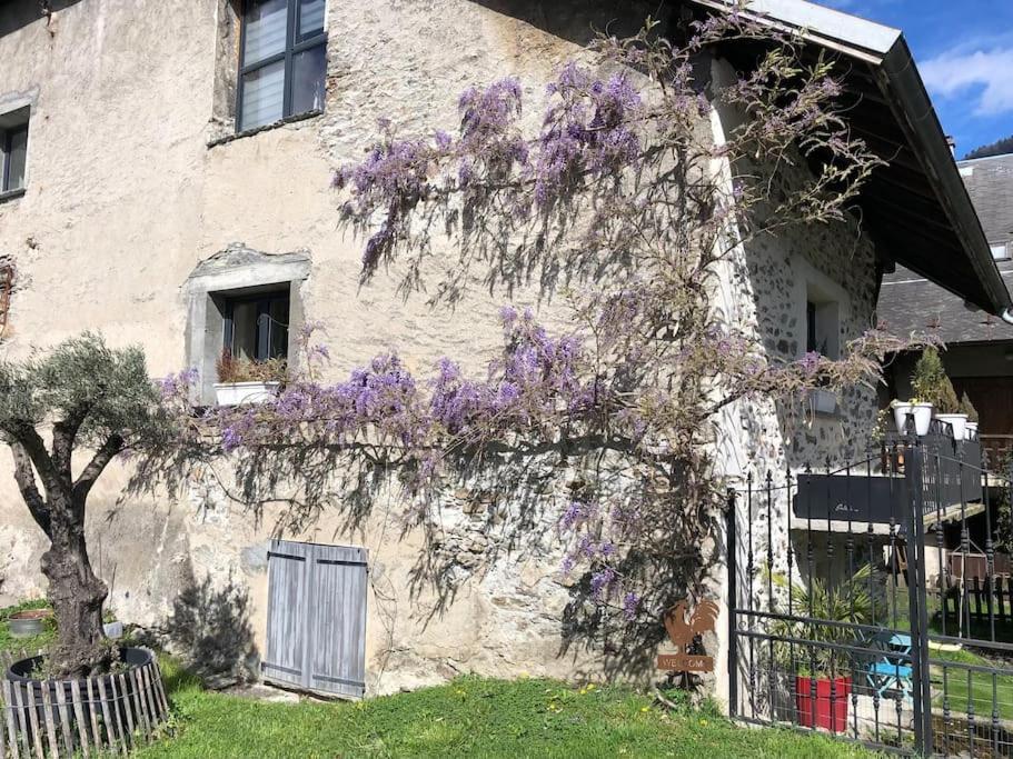 La Tour Charmant Tres Bien Situe Minimum 2 Nuits Merci Tours-en-Savoie Bagian luar foto